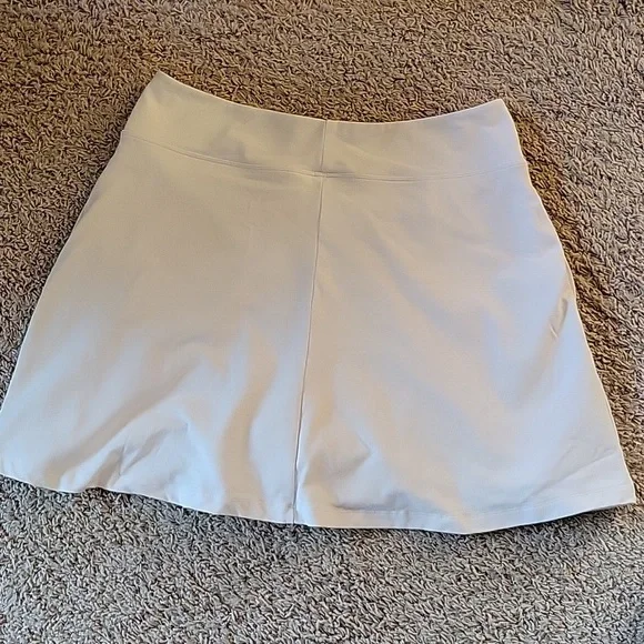 Women With Control Skort - Picture 3 of 10